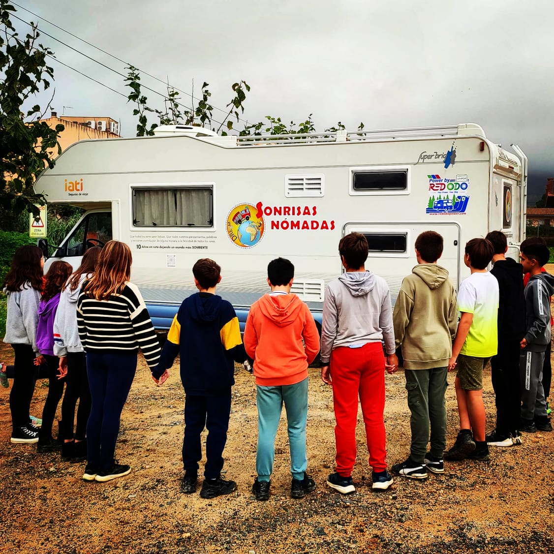 Redodo x Sonrisas Nómadas To power smiles around the world